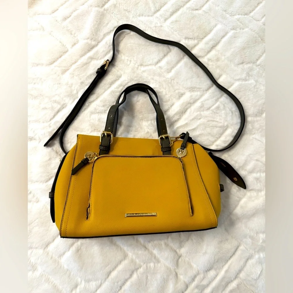 MIA chic mustard